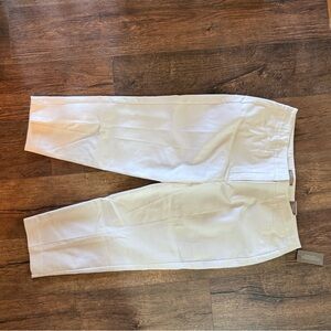 Chico's Fabulously Slimming Crop Pants size 3, (XL, 16)